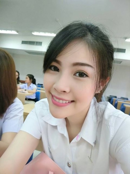 น้องไดร์ จิณณ์ณิตา Miss Thailand World 2016 ในลุคนักศึกษา (11)