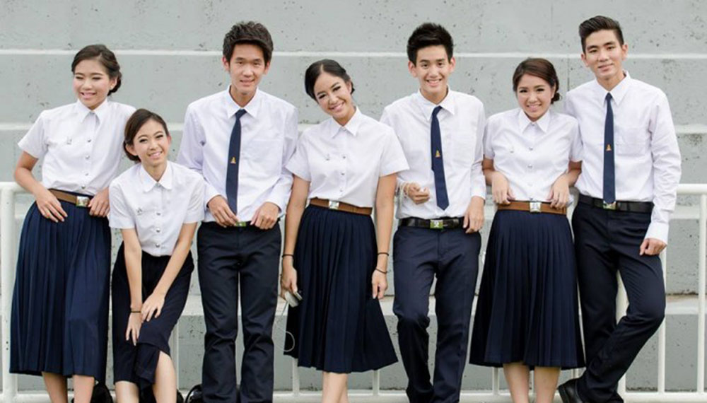การแต่งกายชุดนักศึกษา มหาวิทยาลัยในไทย